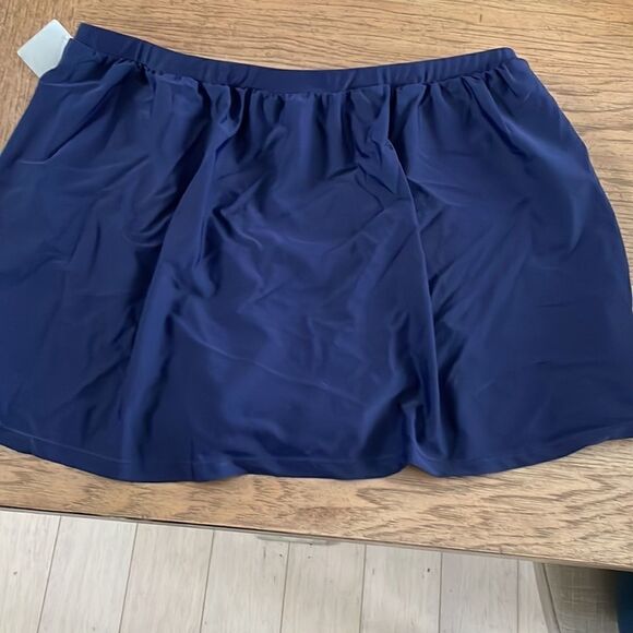 DELTA BURKE BIKINI SKORT.  NEW - Picture 4 of 6